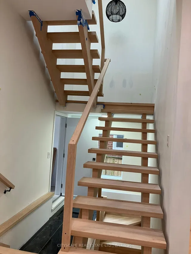 Additional image 16 of 100B Brenda Cres