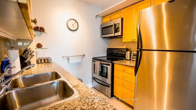 Additional image 11 of 230 Queens Quay Unit 2525