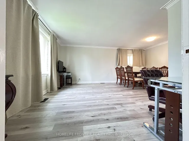 Additional image 14 of 27 Rensburg Dr