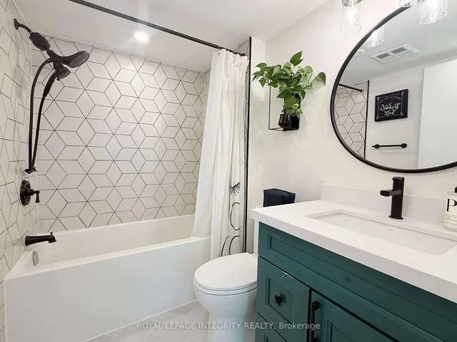 Additional image 25 of 10 Queens Quay Unit 1410