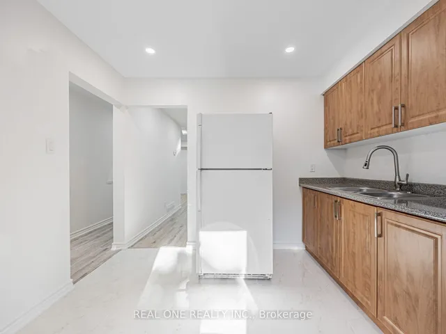 Additional image 13 of 441 Military Tr Unit 66