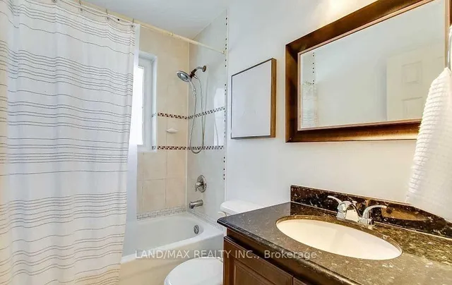 Additional image 3 of 464 Warden Ave