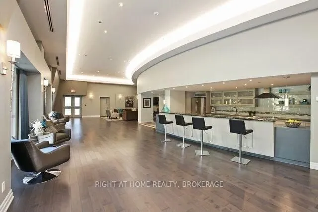 Additional image 29 of 550 Queens Quay W Quay Unit 608