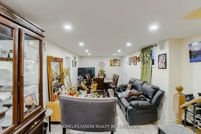 Additional image 31 of 44 Armitage Dr