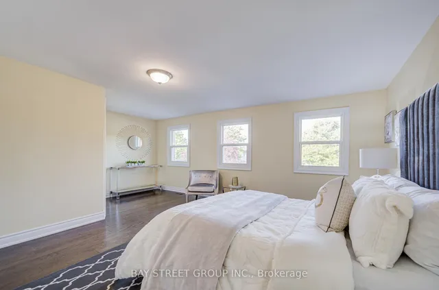 Additional image 28 of 107 Enchanted Hills Cres