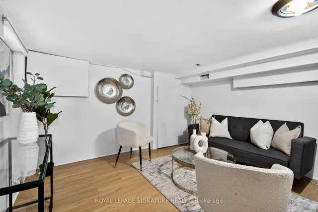 Additional image 26 of 185 Donlands Ave