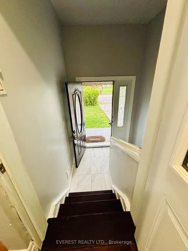 Additional image 27 of 6 Maretta Ave