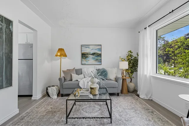 Additional image 5 of 27 Broadmoor Ave