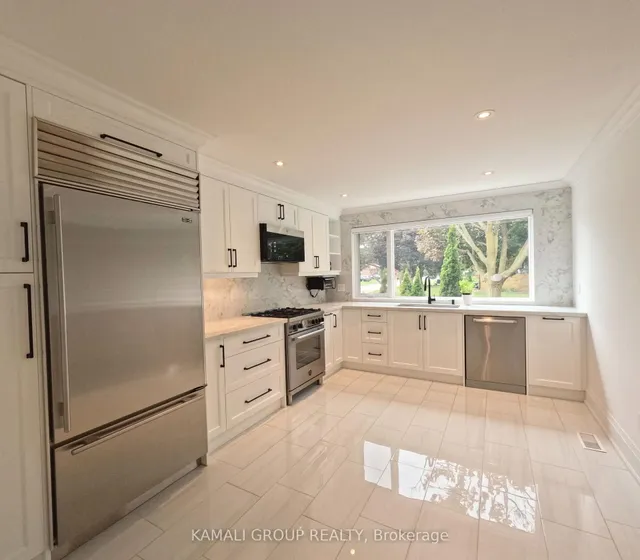 Additional image 6 of 77 Hove St