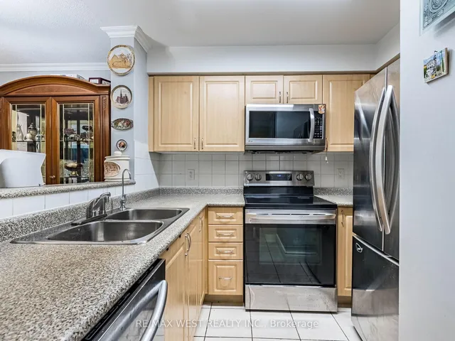 Additional image 14 of 9 Michael Power Pl Unit 101