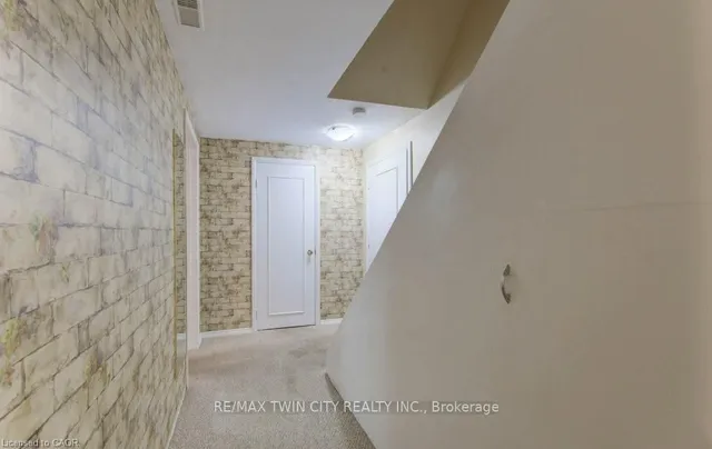 Additional image 40 of 12 Old York Cres