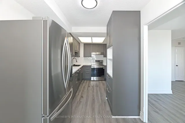 Additional image 13 of 3000 Bathurst St Unit 1205