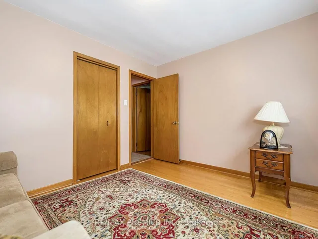 Additional image 26 of 33 Clair Rd