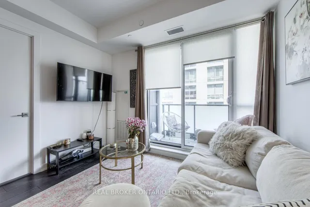 Additional image 13 of 609 Avenue Rd Unit 1410