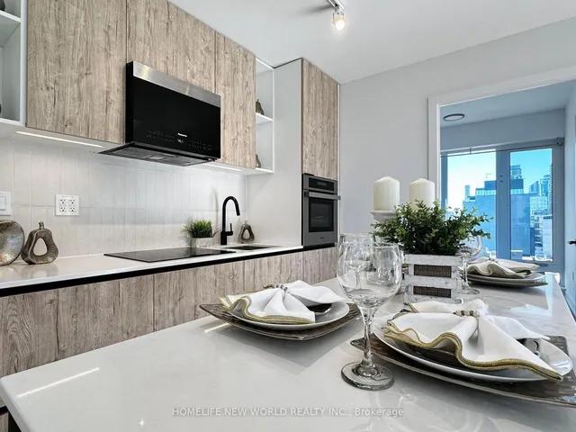 Additional image 11 of 2 Augusta Ave Unit LPH03