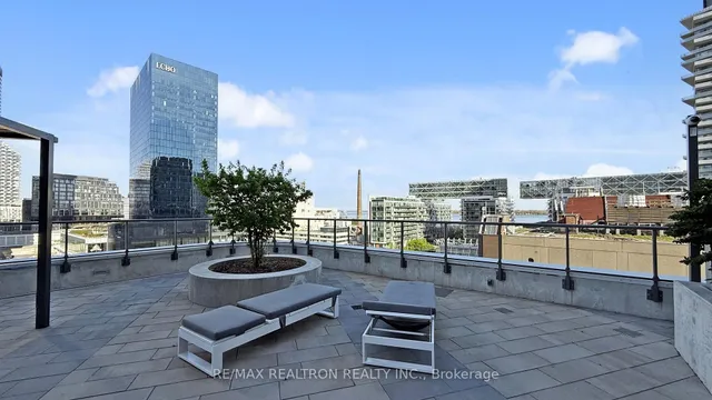 Additional image 39 of 28 Freeland St Unit 1802