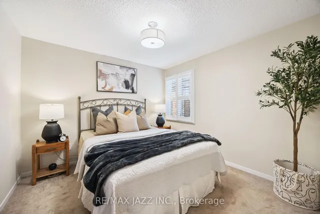 Additional image 31 of 14 Grover Dr