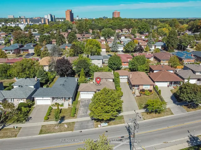 Additional image 5 of 242 Coronation Dr