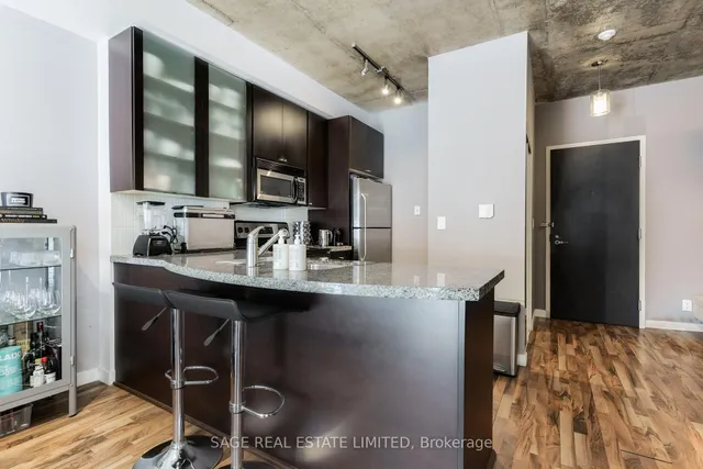 Additional image 6 of 1005 King St Unit 804