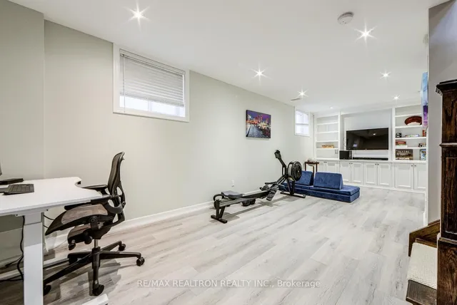 Additional image 40 of 20 Westbrook Ave