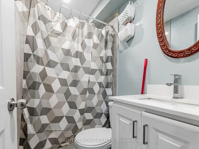 Additional image 29 of 71 Satchell Blvd