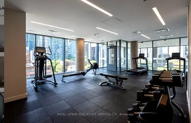 Additional image 20 of 81 Wellesley St Unit 203