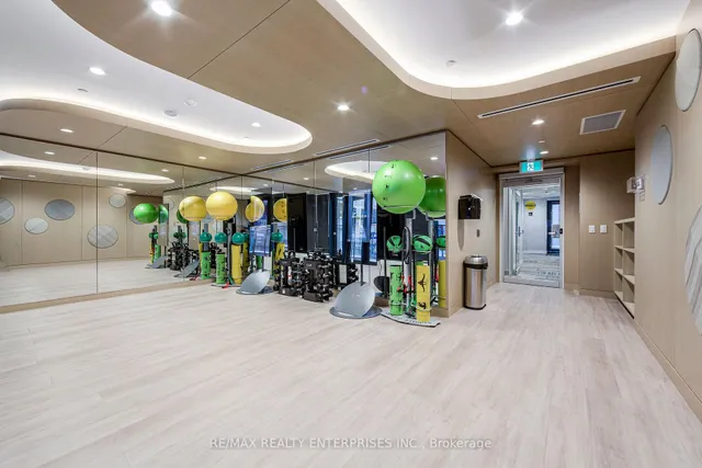 Additional image 27 of 38 Widmer St Unit 1901