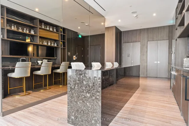 Additional image 33 of 11 Yorkville Ave Unit 2113