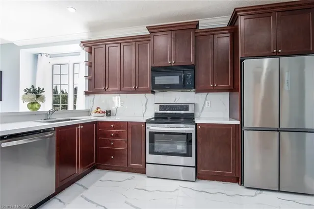 Additional image 11 of 2 Valebrook St