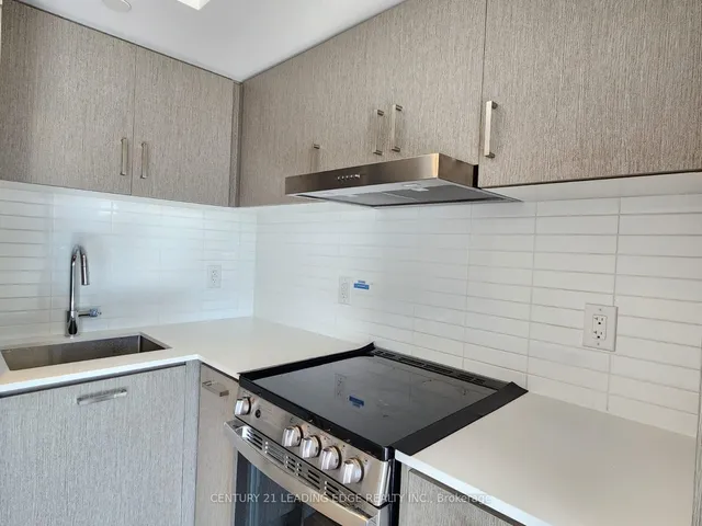 Additional image 6 of 219 Dundas St Unit 701