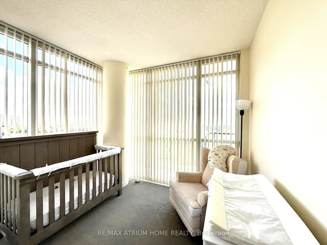 Additional image 12 of 29 Singer Crt Unit 2605