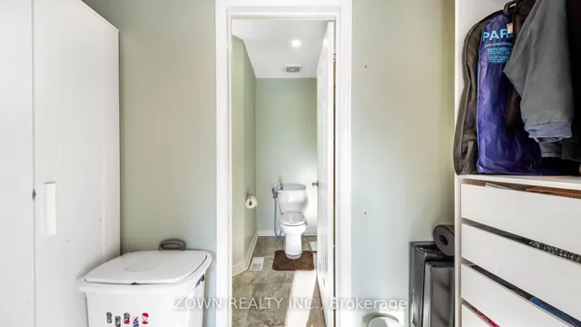 Additional image 30 of 6 Mason Rd Unit 2