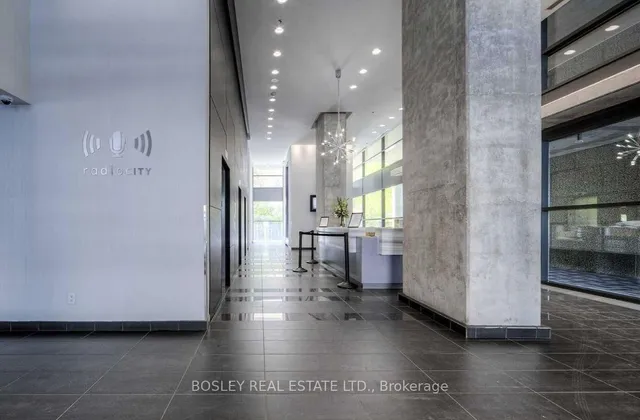 Additional image 26 of 281 Mutual St Unit 2507