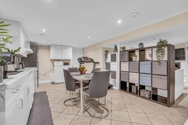 Additional image 41 of 7 Avalon Ave