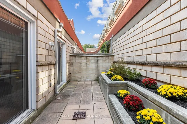 Additional image 24 of 3400 Lake Shore Blvd Unit 104