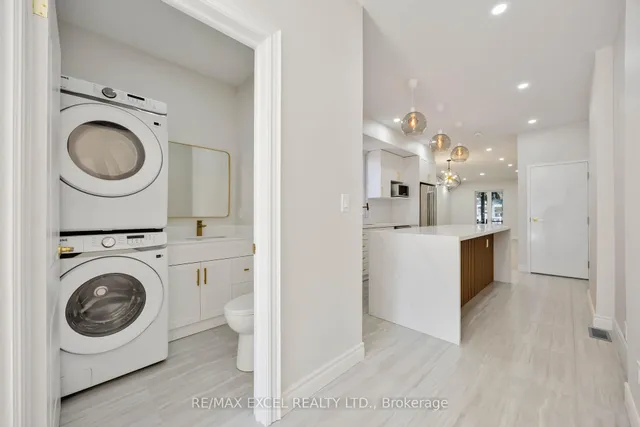 Additional image 23 of 806 Gladstone Ave