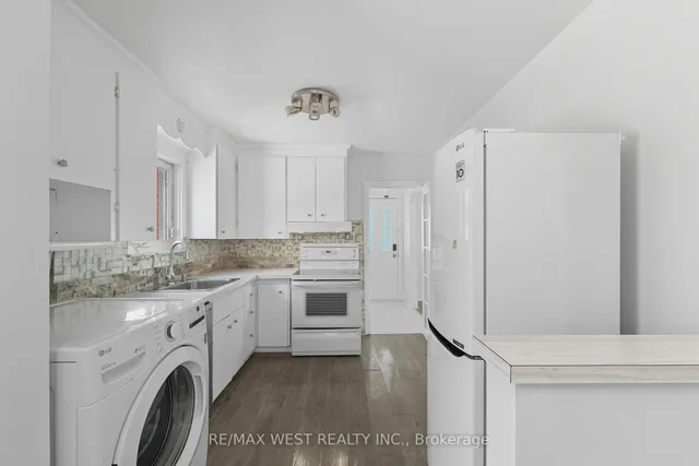 Additional image 17 of 38 Feltham Ave