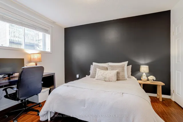 Additional image 23 of 1941 Ottawa St Unit 9A