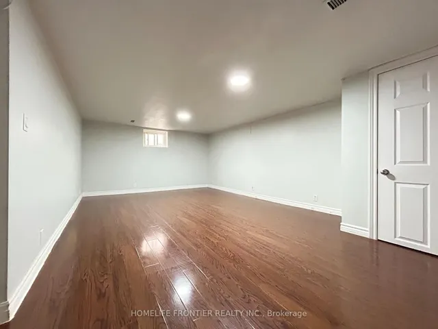 Additional image 28 of 27 Rensburg Dr