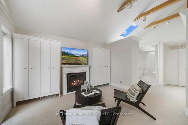 Additional image 28 of 43 Sherwood Ave