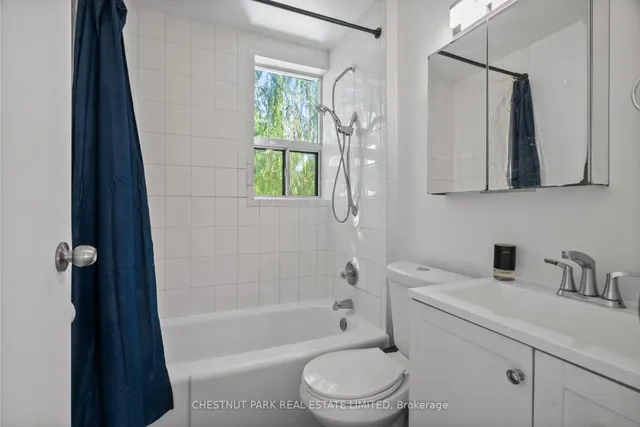 Additional image 32 of 371 Howland Ave