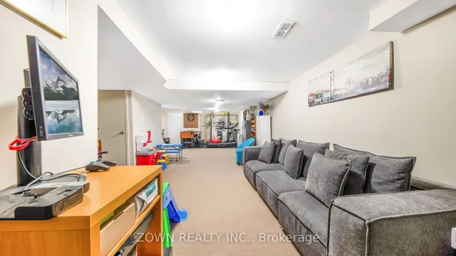 Additional image 43 of 6 Mason Rd Unit 2