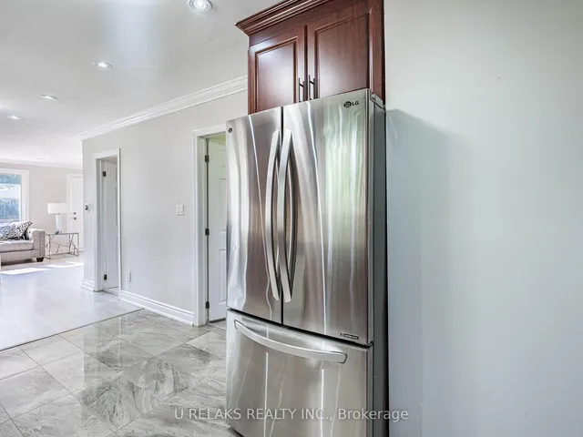 Additional image 14 of 82 Crow Tr