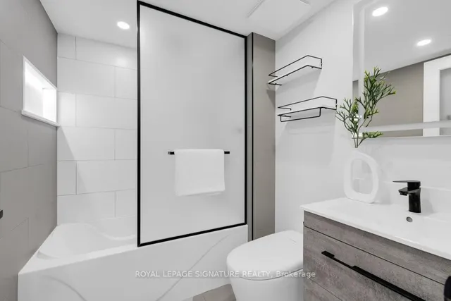 Additional image 33 of 655C Warden Ave Unit 67