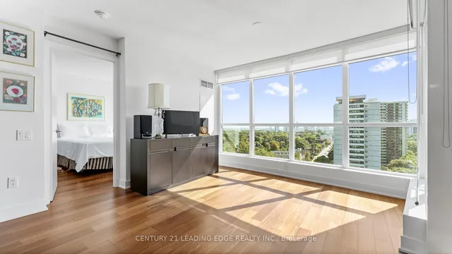 Additional image 7 of 1048 Broadview Ave Unit 1602