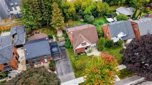 Additional image 44 of 48 East Ave