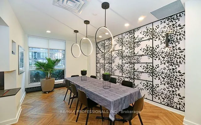 Additional image 22 of 600 Queens Quay Unit 1028