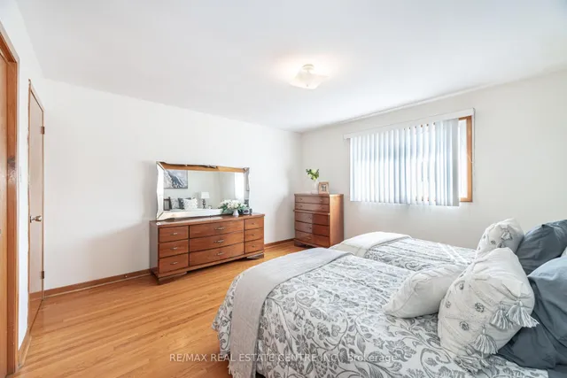 Additional image 19 of 2108 Islington Ave