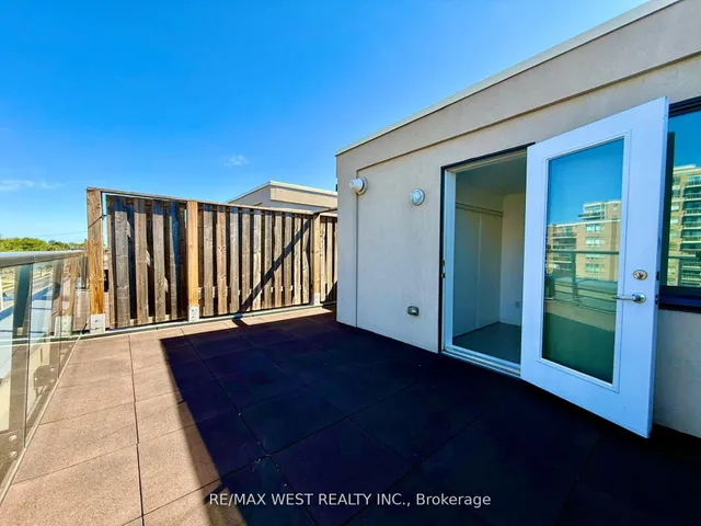 Additional image 21 of 639 Lawrence Ave Unit 310