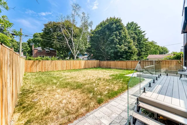 Additional image 46 of 203 Scarboro Cres